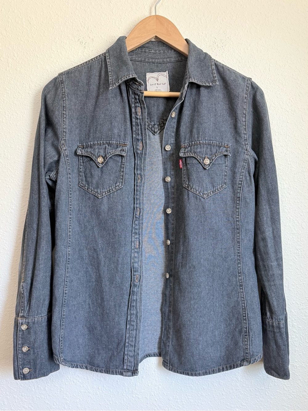 Vintage Levi’s Red Tab Denim Western Style Button Down Shirt 90s Grunge Retro - Picture 4 of 7